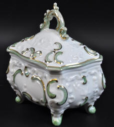 4571-trinketbox-ornate-with-lid-side
