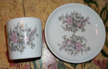 Pink / Gray Floral Cup & Soap Dish