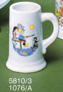 5810/3 cartoon fishing scene mug no lid