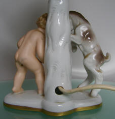 5959/L-tablelamps-ram-butts-head-with-boy-back