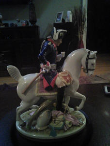 7542-males-soldier-on-horse