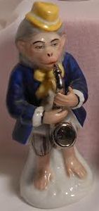 saxophone monkey