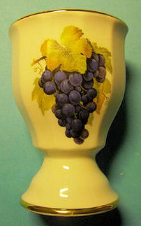 Wine Glass with Grape Clusers